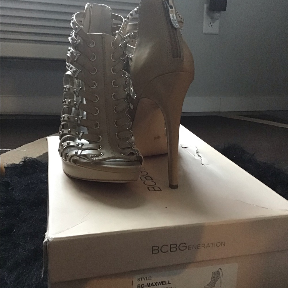 BCBGeneration heels - Picture 2 of 3